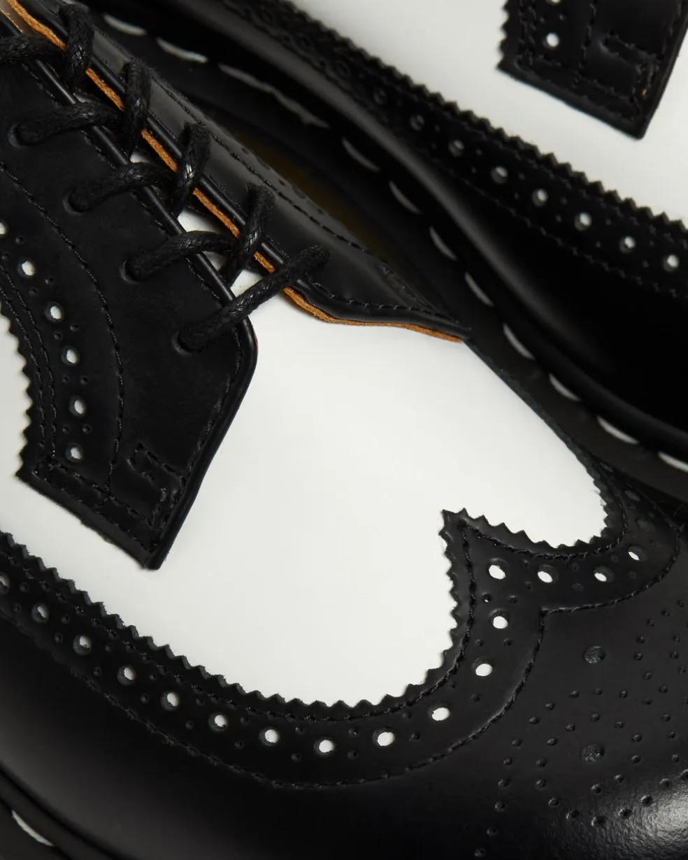 3989 Bex Smooth Leather Brogue Shoes in Black