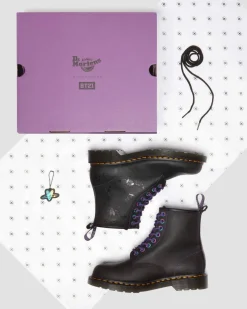 1460 BT21 Leather Lace Up Boots in Black