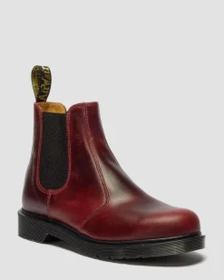 2976 Classic Calf Leather Chelsea Boots in Burgundy
