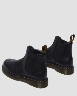 2976 Grizzly Fleece Lined Chelsea Boots in Black