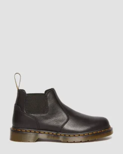 2976 Lo Rogue Leather Chelsea Boots in Black