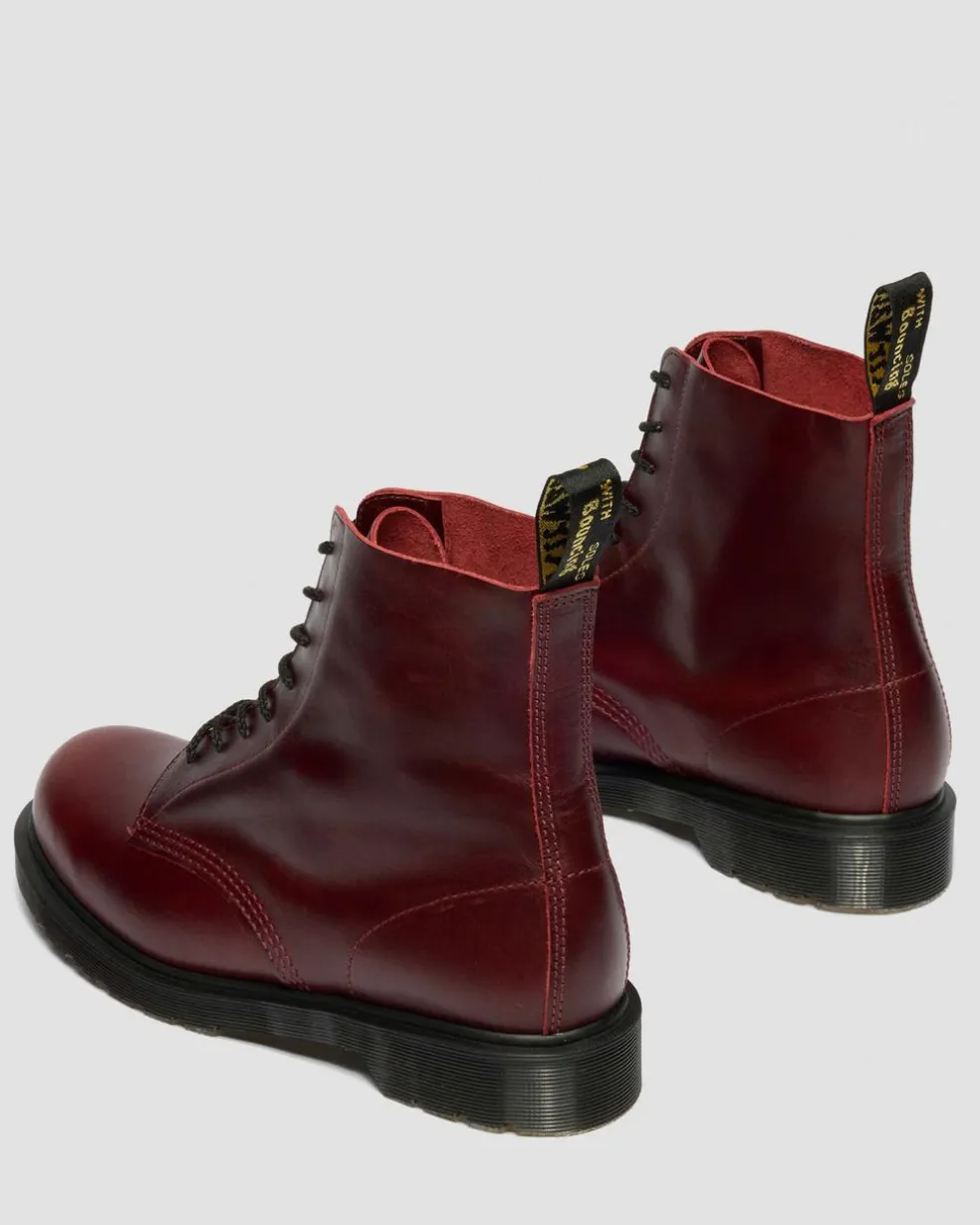 1460 Made In England Classic Calf Leather Boots in Burgundy