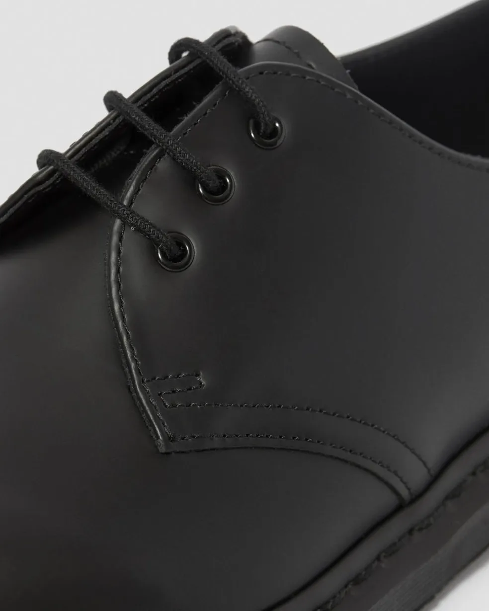 1461 Mono Smooth Leather Oxford Shoes in Black