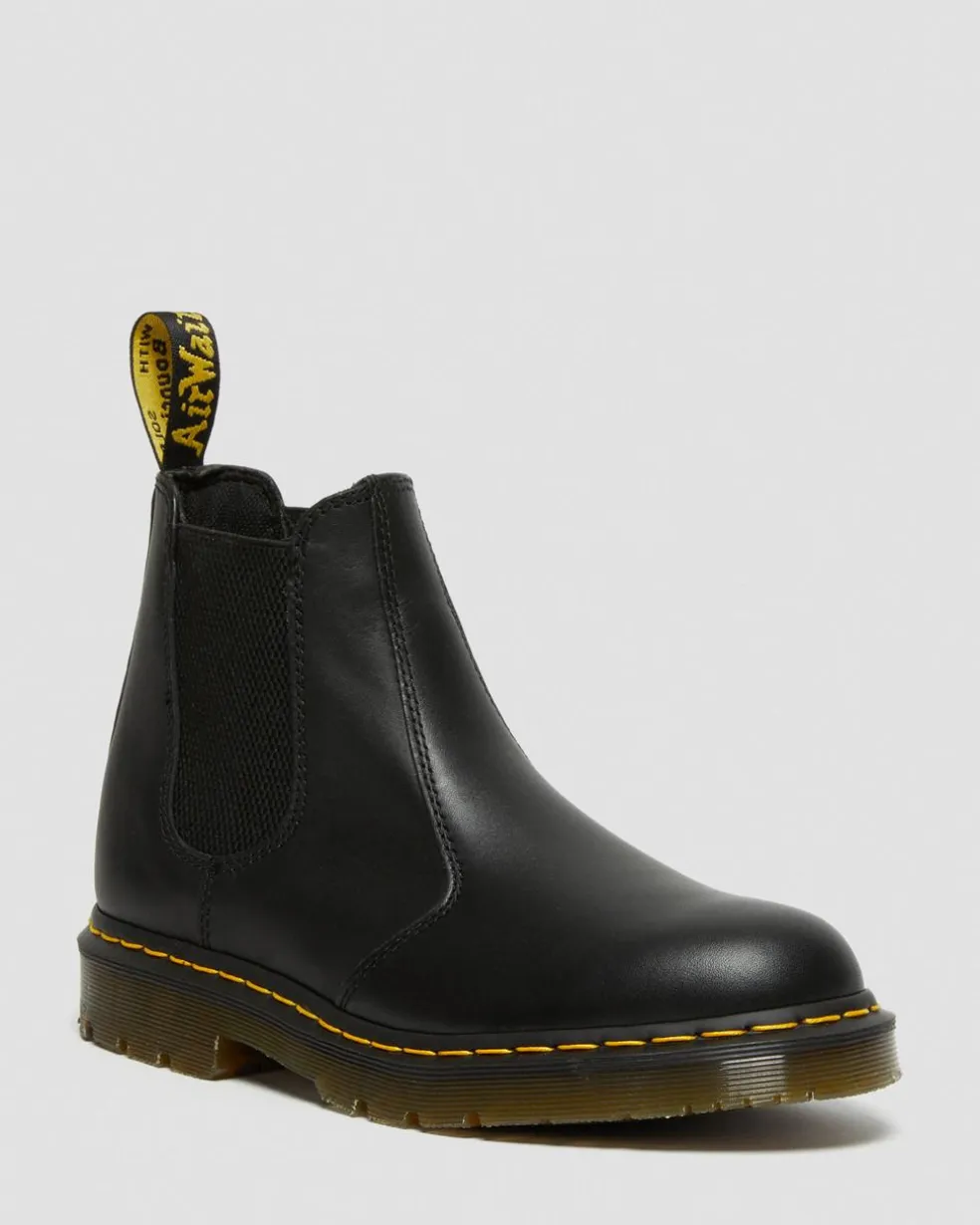 2976 Slip Resistant Leather Chelsea Boots in Black