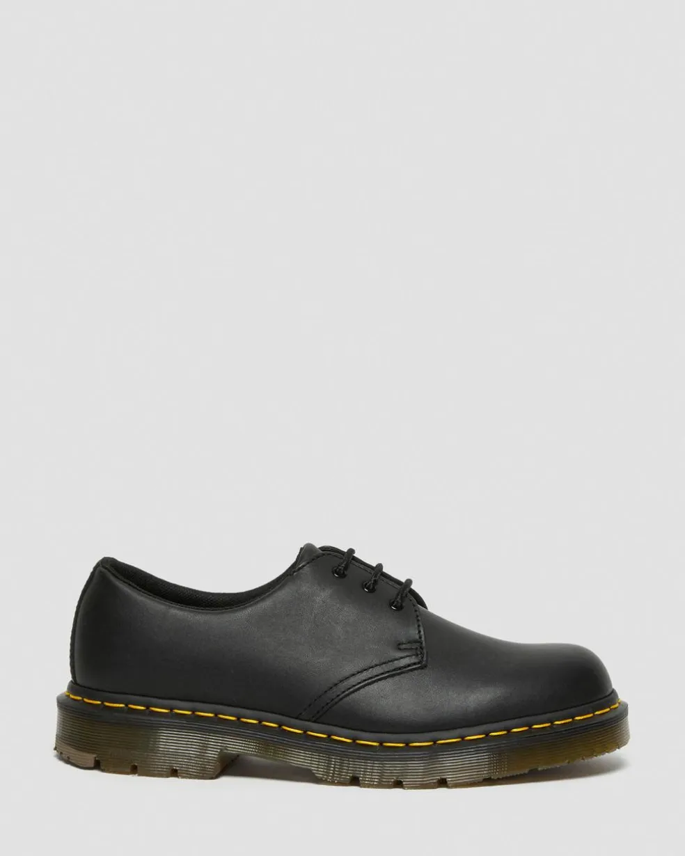 1461 Slip Resistant Leather Oxford Shoes in Black