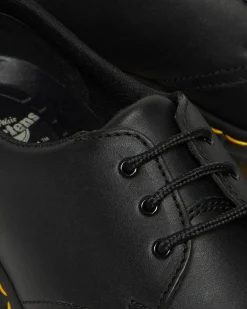 1461 Slip Resistant Leather Oxford Shoes in Black