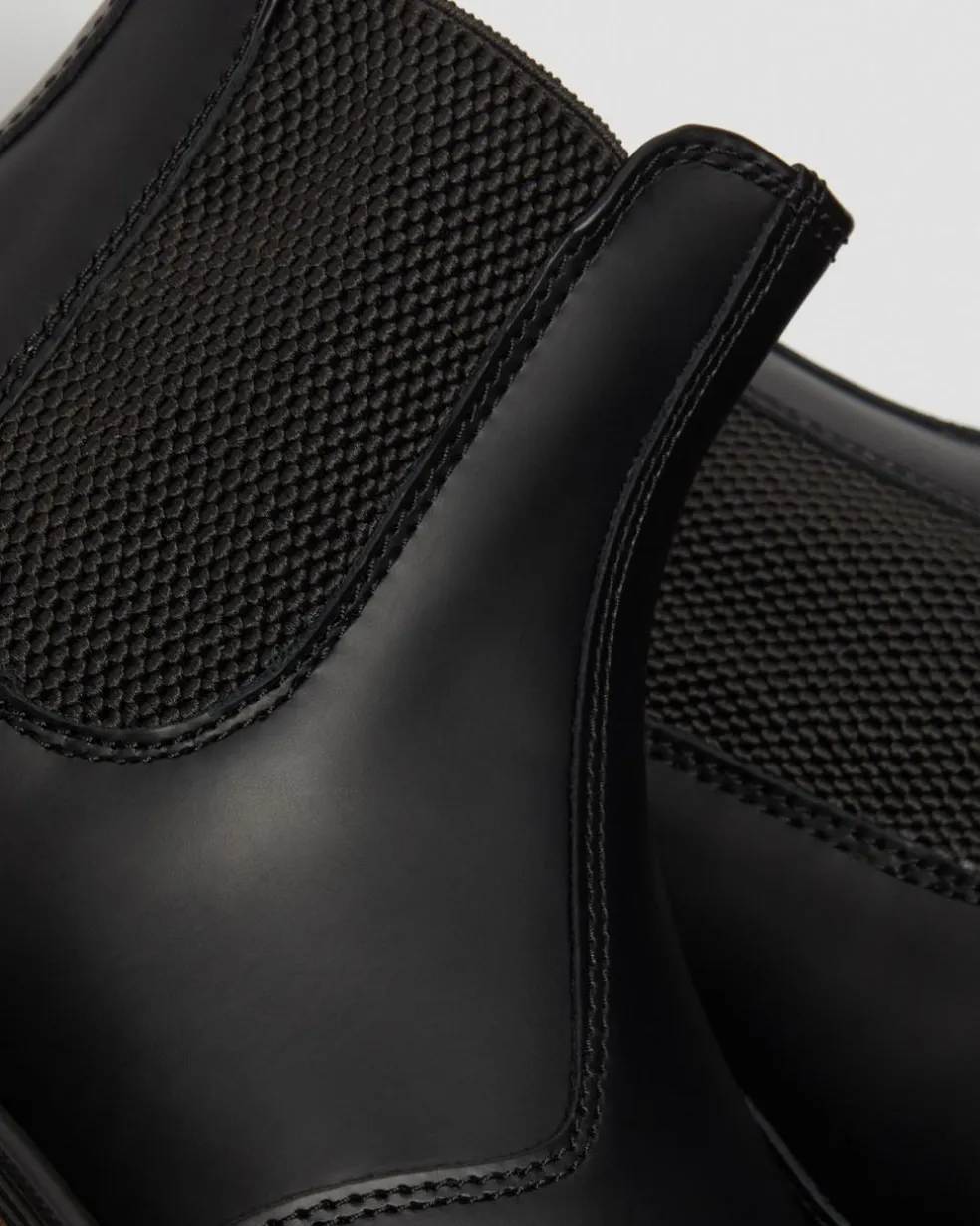 2976 Smooth Leather Chelsea Boots in Black