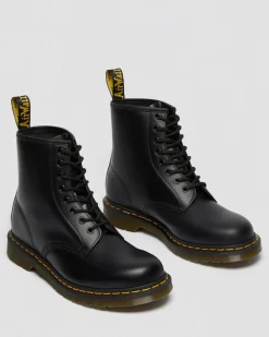 1460 Smooth Leather Lace Up Boots in Black