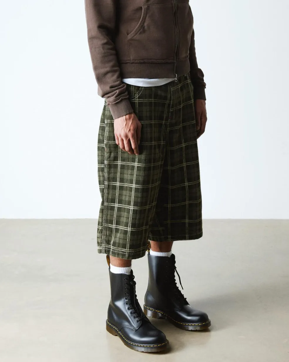 1490 Smooth Leather Mid Calf Boots in Black
