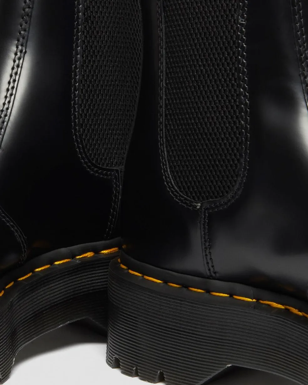 2976 Smooth Leather Platform Chelsea Boots in Black