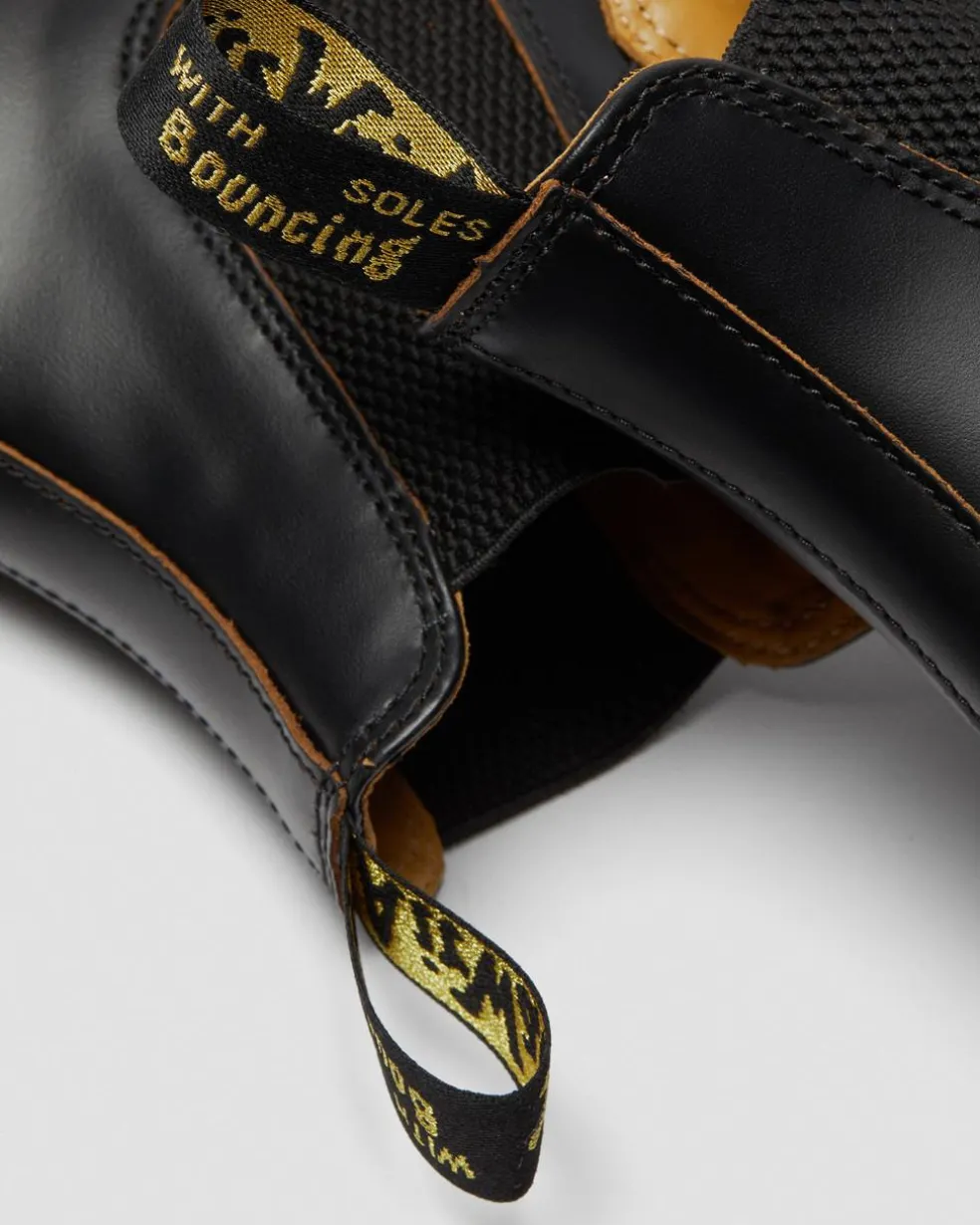 2976 Vintage Made In England Chelsea Boots in Black
