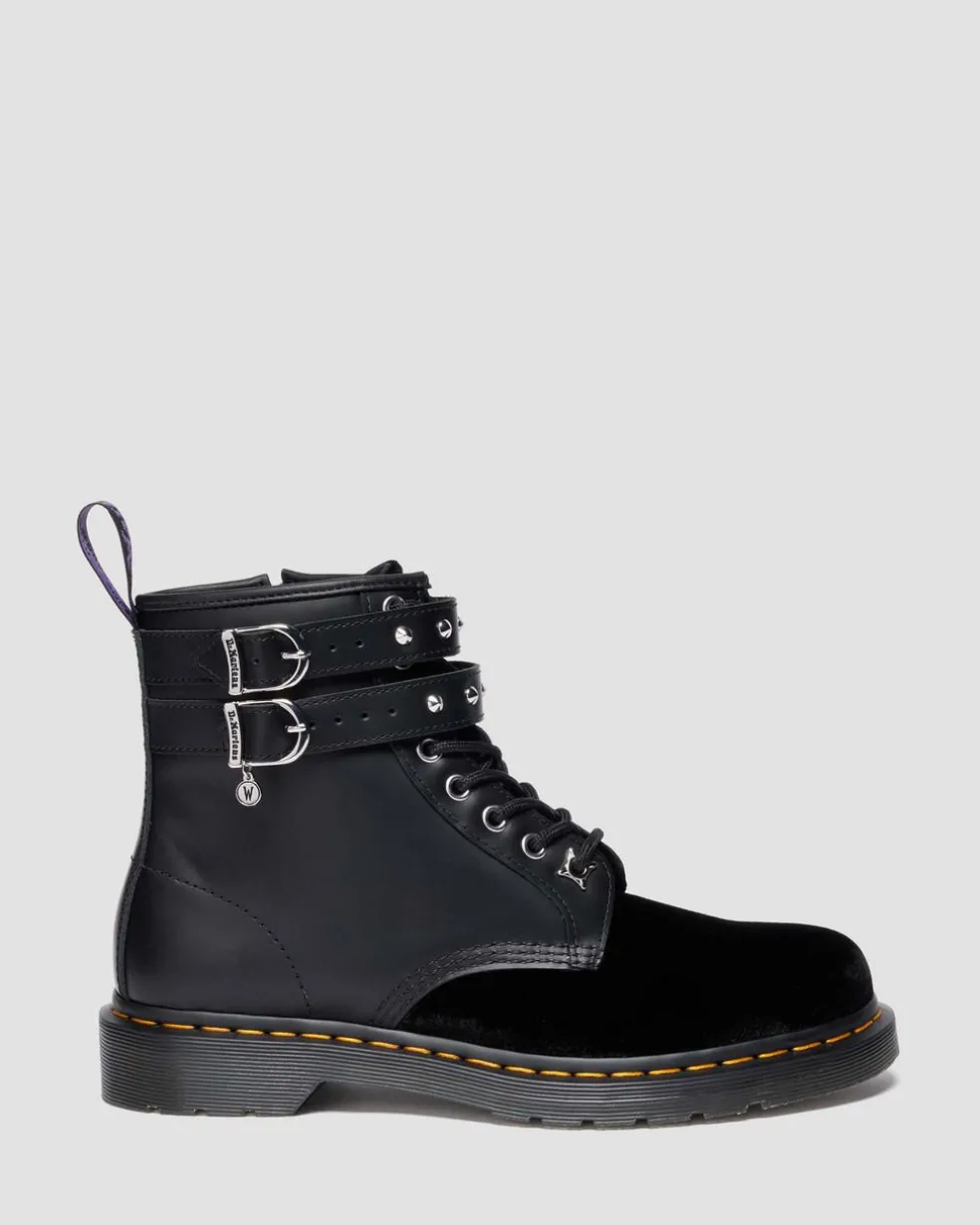 1460 Wednesday Boots in Black