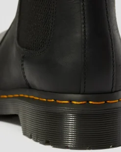 2976 Women's Faux Fur Lined Chelsea Boots in Black
