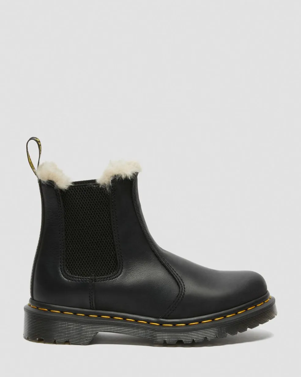 2976 Women's Faux Fur Lined Chelsea Boots in Black