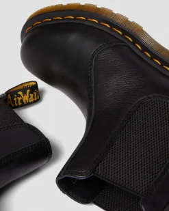 2976 Women's Virginia Leather Chelsea Boots in Black