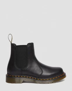 2976 Women's Virginia Leather Chelsea Boots in Black