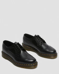 3989 Yellow Stitch Smooth Leather Brogue Shoes in Black