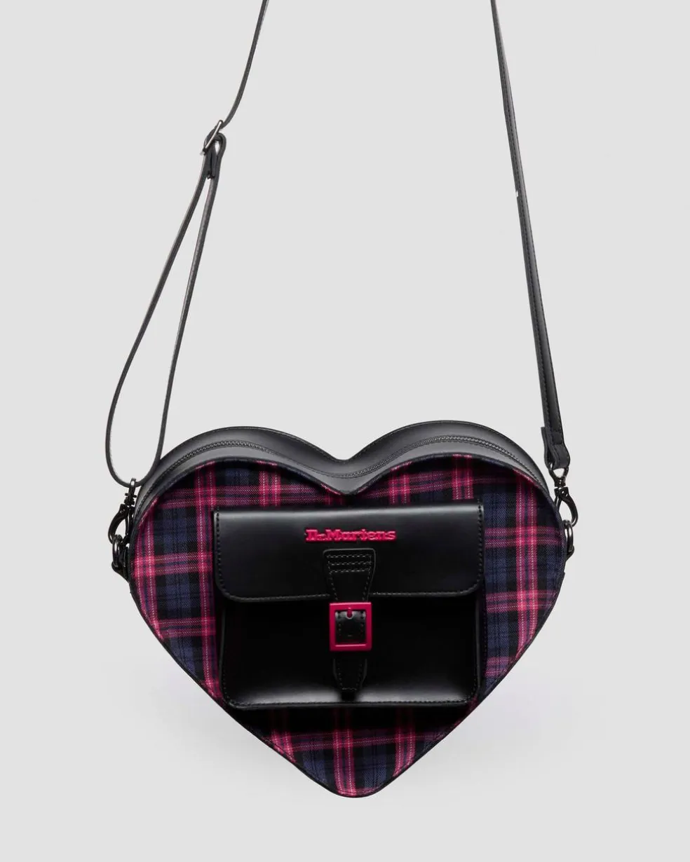 HEART BACKPACK in Black