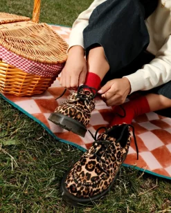 LOWELL in Archive Leopard