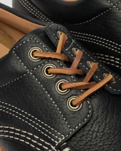 Lowell Wild Grain Leather Moc Toe Shoes in Black