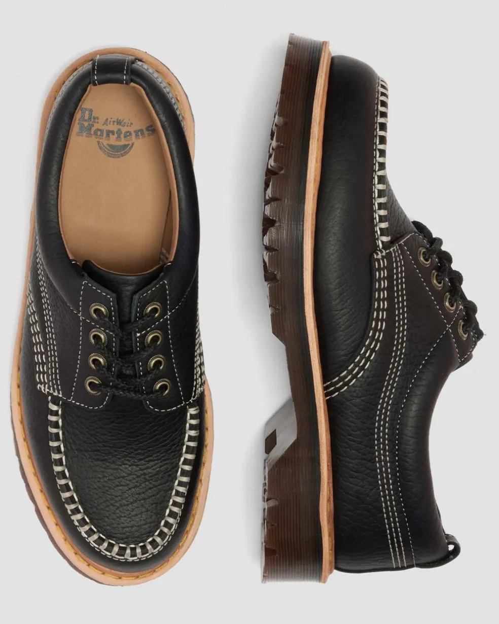 Lowell Wild Grain Leather Moc Toe Shoes in Black