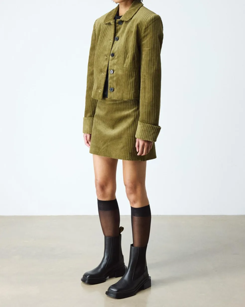 Maybole Square Toe Chelsea Boots in Black