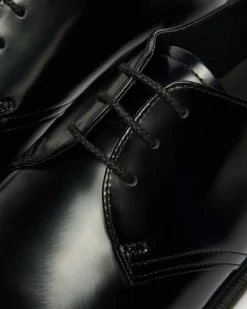 Mayfare Smooth Leather Shoes in Black